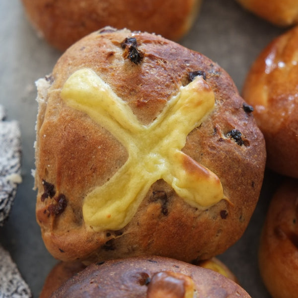 Hot cross buns